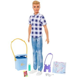 Barbie Camping Serie, mit braunen Haaren, Landkarte, Fernglas, Zubehör, Aufkleber, inkl. Ken Barbie Puppe, Geschenk für Kinder, Spielzeug ab 3 Jahre,HHR66