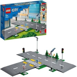 LEGO City 60304 Kreuzung zum Zusammenbauen, Stadtbauspiel mit Paneelen und Straßen zum Zusammenbauen für Jungen oder Mädchen