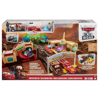 Mattel® Spielwelt Disney Cars HGV68 - On The Road - Road Radiator Springs Tour+2 Fahrzeu bunt