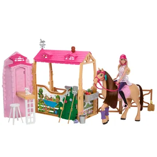 Barbie Spielzeugstall-Spielset mit Puppe, Pferd und Zubehör, mehr als 25 Teile mit 6 Spielbereichen, inspiriert von Barbie Mysteries: Das geheimnisvolle Pferdeabenteuer“, HXJ44