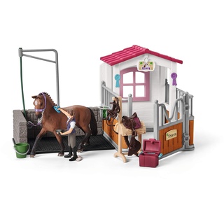 SCHLEICH 42404 Pferde-Waschplatz mit Stall (Amazon exklusiv) Tierspielzeug, Spielset, Ab 5 Jahren, Multicolor
