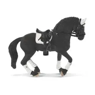 Spielzeugfigur Friese Hengst Reitturnier SCHLEICH 42457