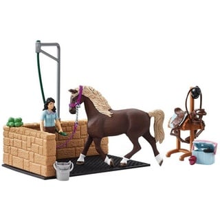 Schleich® Spielfigur Horse Club Waschplatz mit Emily & Luna
