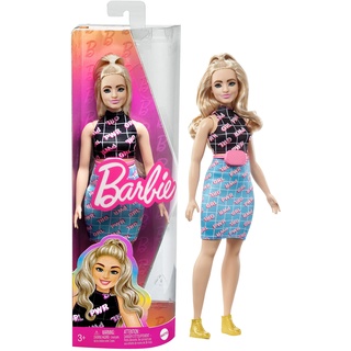 Barbie HPF78 Puppe, Kinderspielzeug, Blond mit weiblichen Rundungen, Fashionistas, Outfit mit Girl-Power-Muster, Kleidung und Zubehör, ab 3 Jahren
