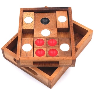 Khun Pan raus - ein schwieriges, variantenreiches Schiebespiel aus Holz