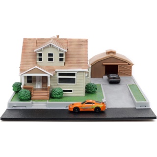 Jada Toys Fast & Furious Dom Toretto Haus - Nano Diorama (14x20x20cm) inkl. 2 Die Cast Autos (Dodge Charger und Toyota Supra), Garage und Außenflächen, Fast and Furious Fanartikel ab 8 Jahre