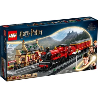 LEGO® Konstruktionsspielsteine LEGO® Harry Potter 76423 Hogwarts ExpressTM & der Bahnhof