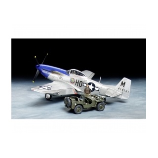 1:48 US P-51D Mustang & 4x4 Lt.Fahrzeug