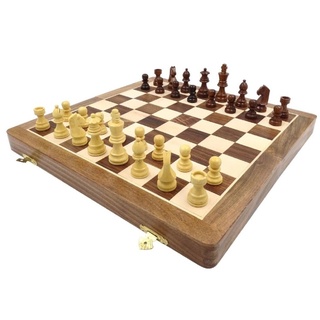 Casa Padrino Luxus Schach Set Braun / Beige 40 x 40 cm - Zusammenklappbares Holz Schachspiel - Holz Schachbrett mit Holz Schachfiguren - Luxus Deko Accessoires