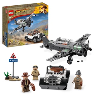 LEGO Indiana Jones Flucht vor dem Jagdflugzeug Action-Set mit baubarem Flugzeug-Modell und Oldtimer-Spielzeug-Auto, Plus 3 Minifiguren, Der letzte Kreuzzug Film 77012