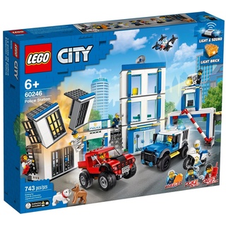 LEGO® Konstruktionsspielsteine LEGO® City 60246 Polizeistation, (743 St)