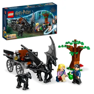 LEGO 76400 Harry Potter Hogwarts Kutsche mit Thestralen, Spielzeug-Set mit Minifiguren, wie Luna Lovegood und Pferde-Figuren, Idee für Geschenk